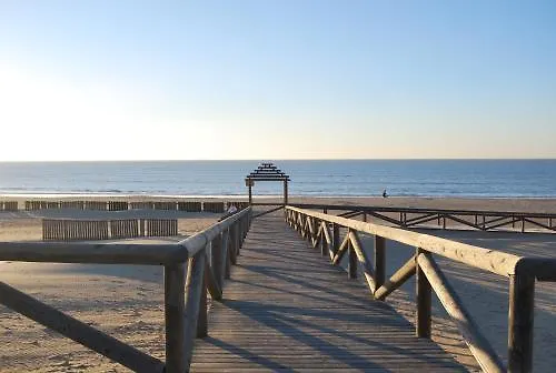Гостевой дом Rompeolas Playa Чипиона