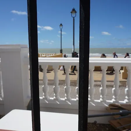 Rompeolas Playa Chipiona