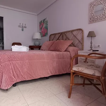 Rompeolas Playa Pensionat